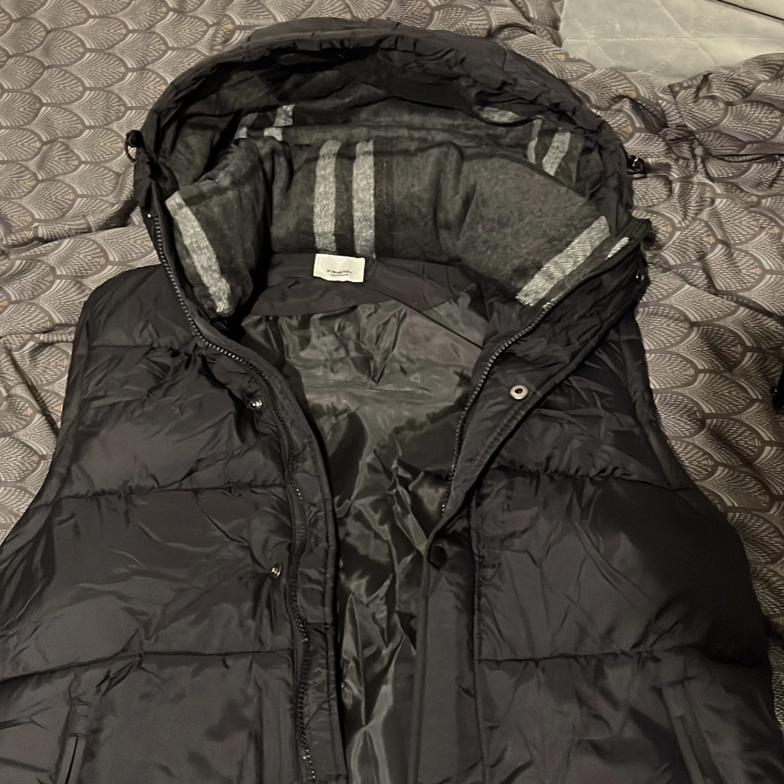 Svart pufferjacka från Burberry - 4