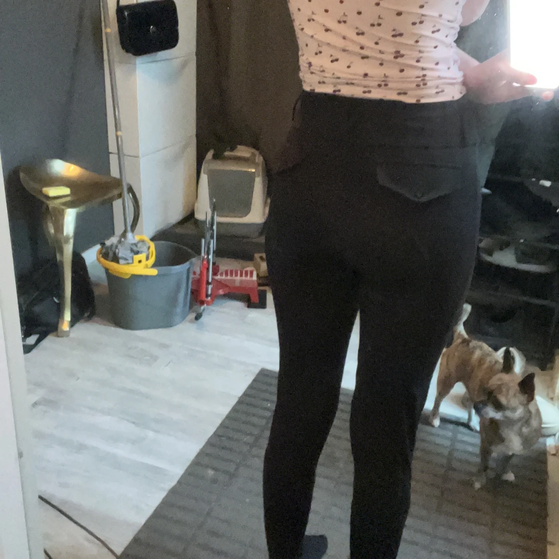 Svarta tighta högmidjade ridbyxor - 1