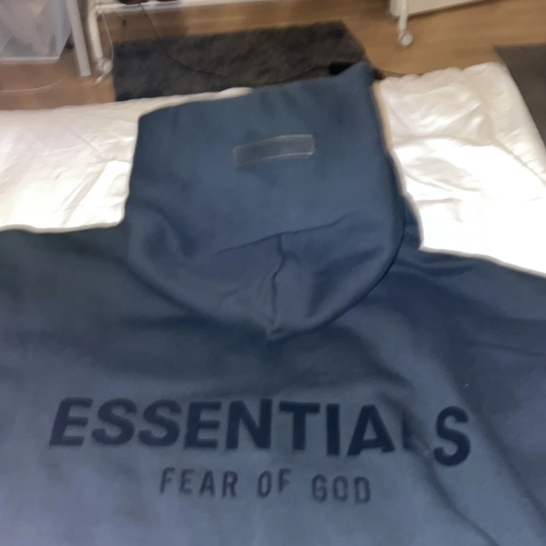 Svart Essentials Fear of God hoodie - 1