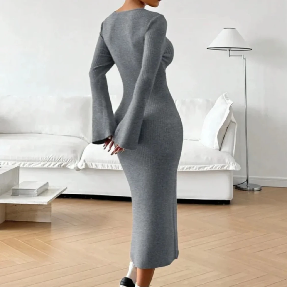 Grå ribbad långklänning  - 1
