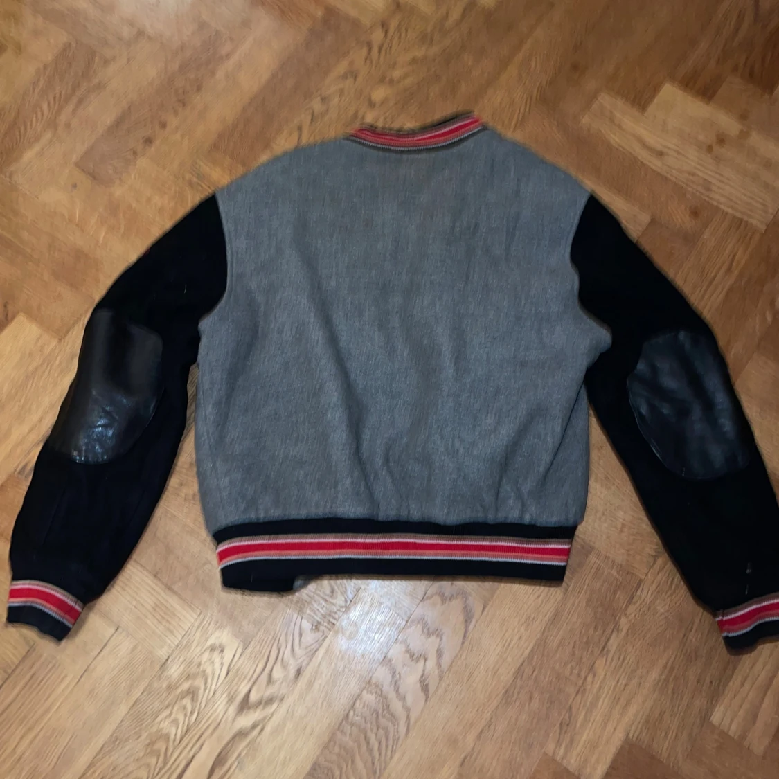 Grå och svart bomberjacka Polo Jeans  - 1