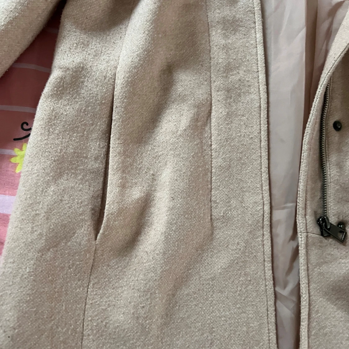 Beige kappa från Vero Moda - 2