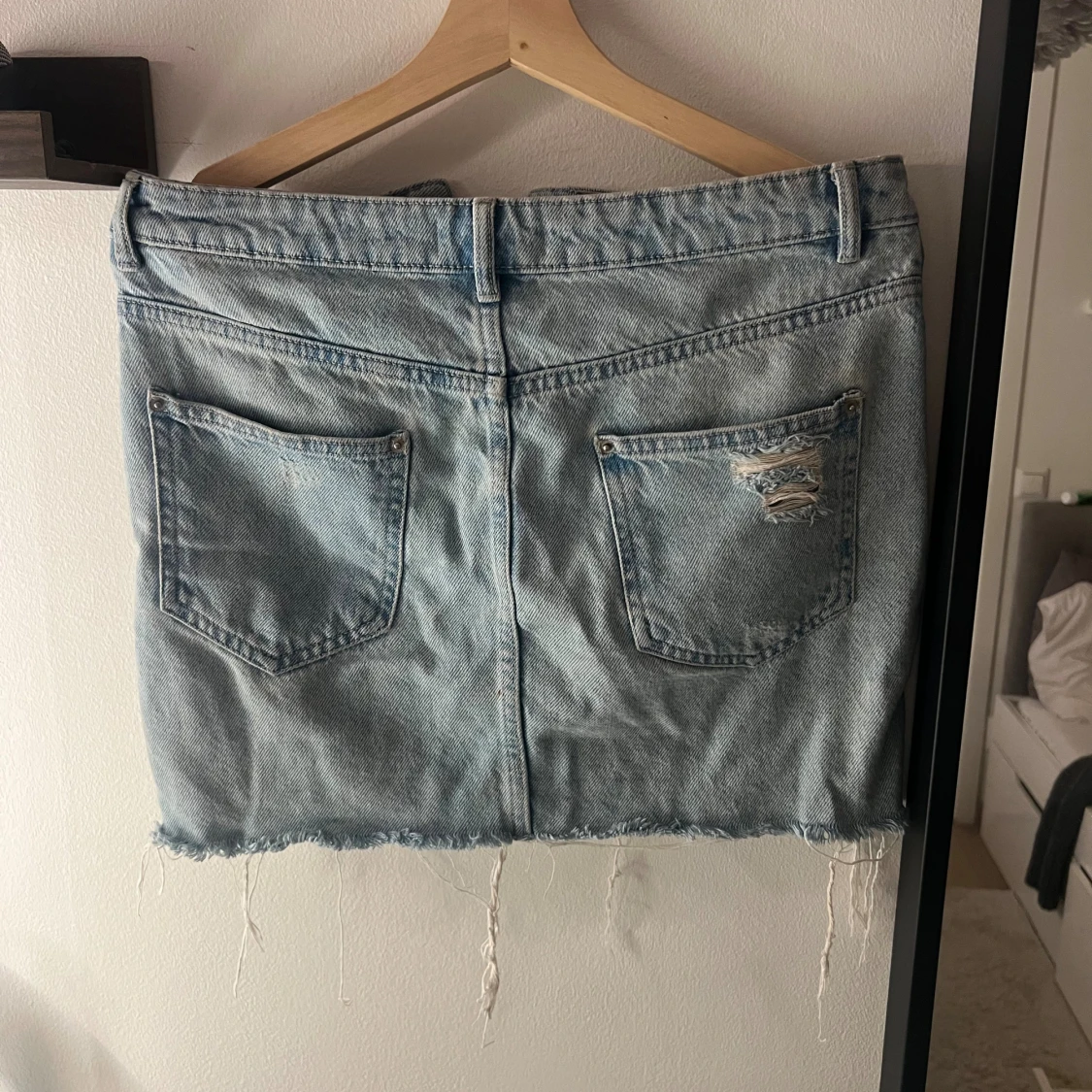 Ljusblå jeanskjol - 2