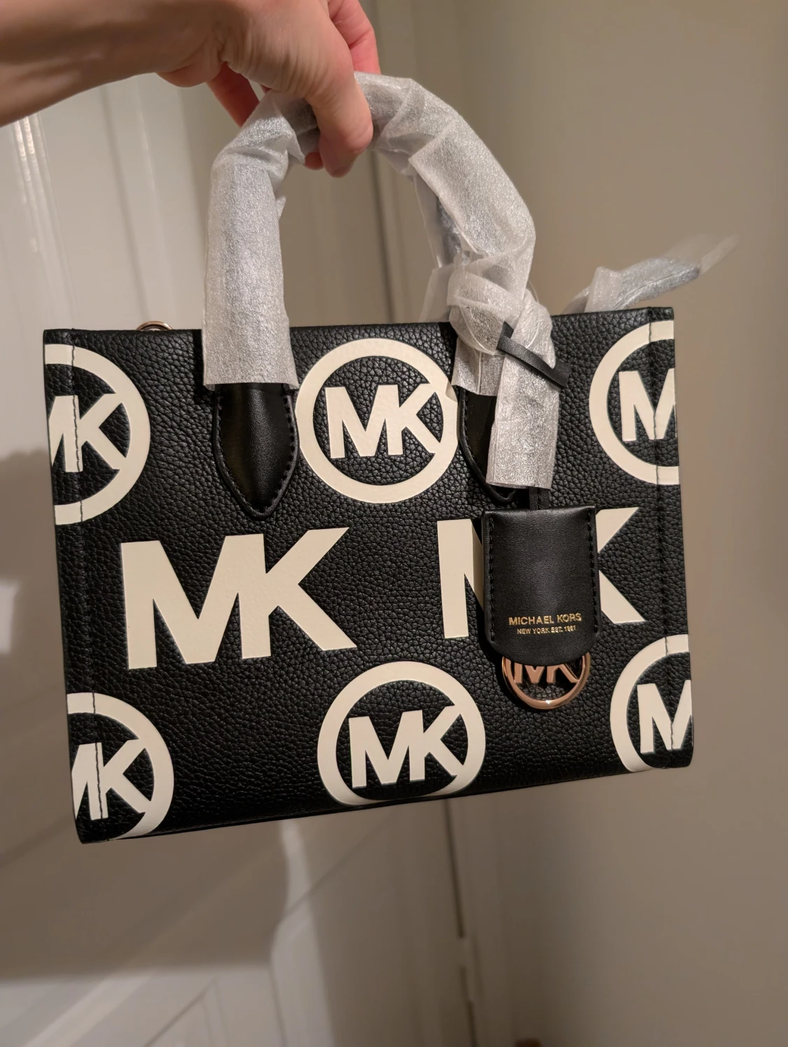 Svart handväska från Michael Kors - 2
