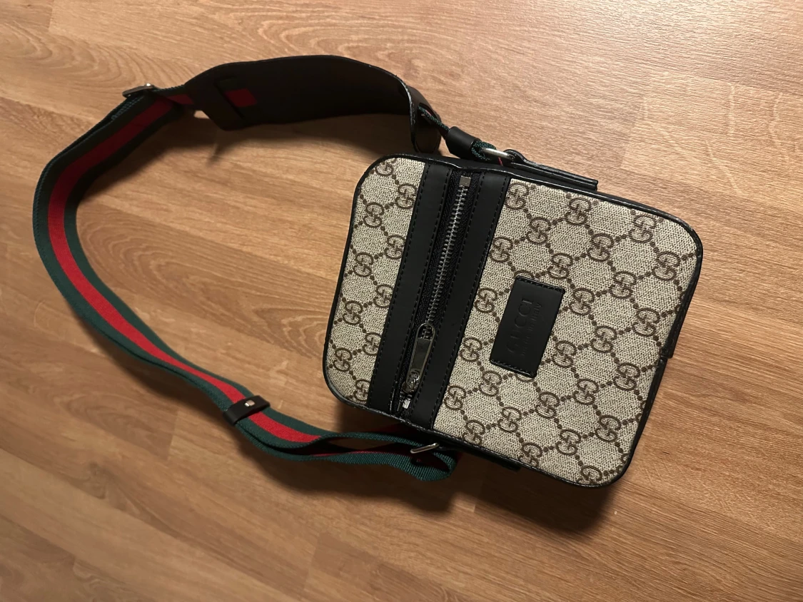 Gucci axelväska med GG-mönster - 2