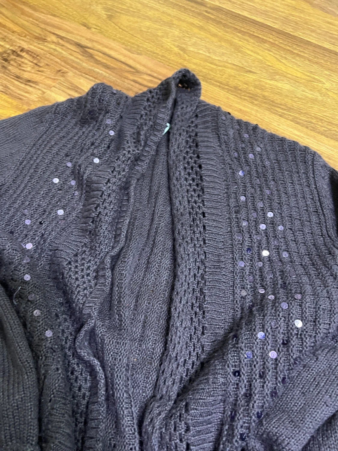 Mörklila stickad kofta från Isolde - 3