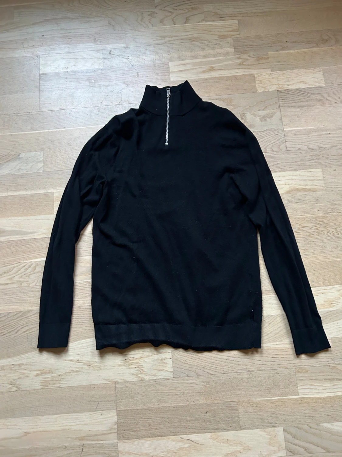 Svart halfzip - 1