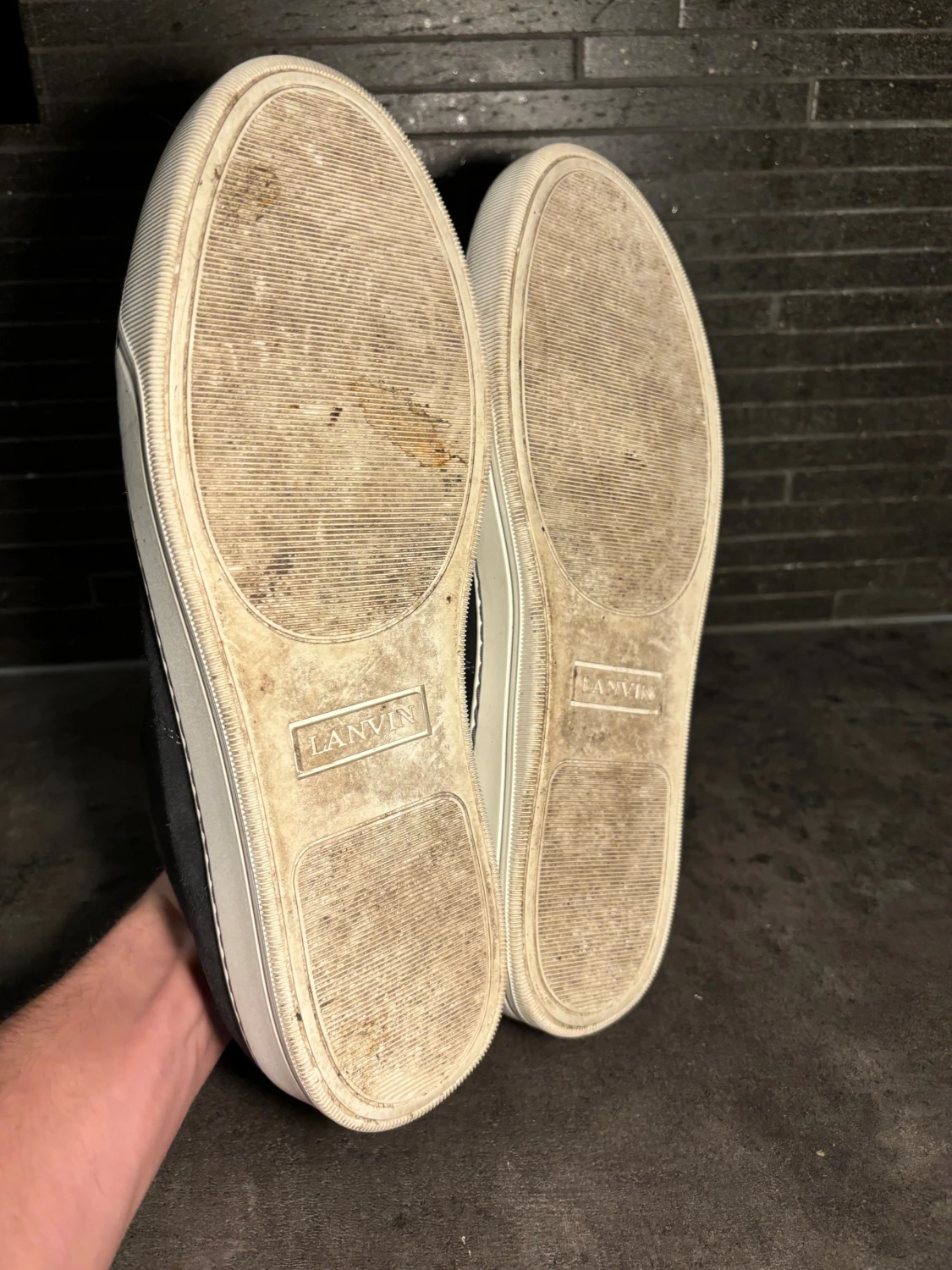 Mörkgrå Lanvin med lackad tå - 4