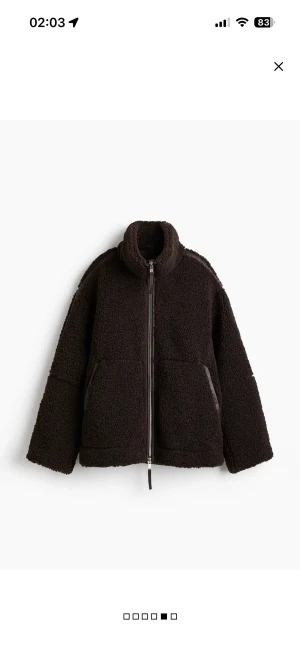 Brun teddyjacka med dragkedja - Knappt använd. Slutsåld. Skriv för mer info