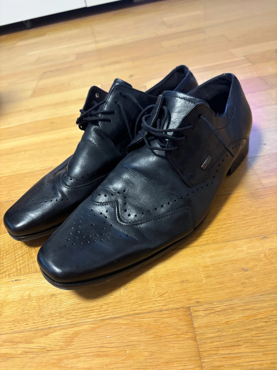 Bugatti kostym skor - 3