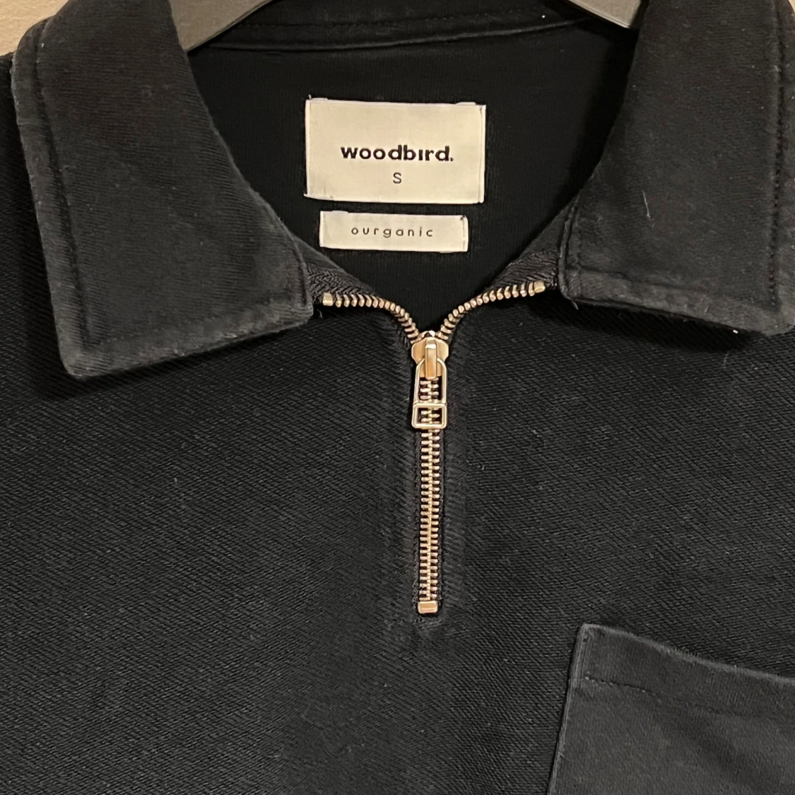 Marinblå half zip tröja från Woodbird - 2