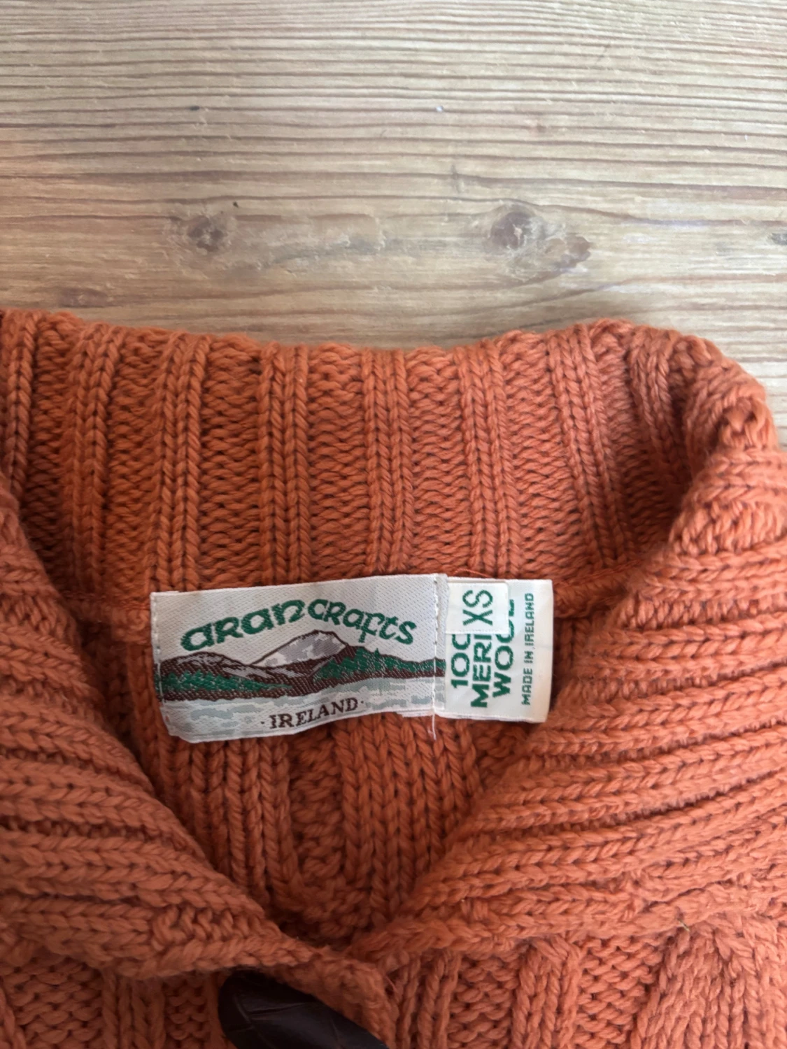 Rostorange kofta från Aran Crafts - 2