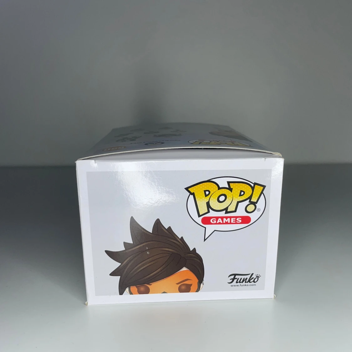 Tracer 550 Funko pop - 3