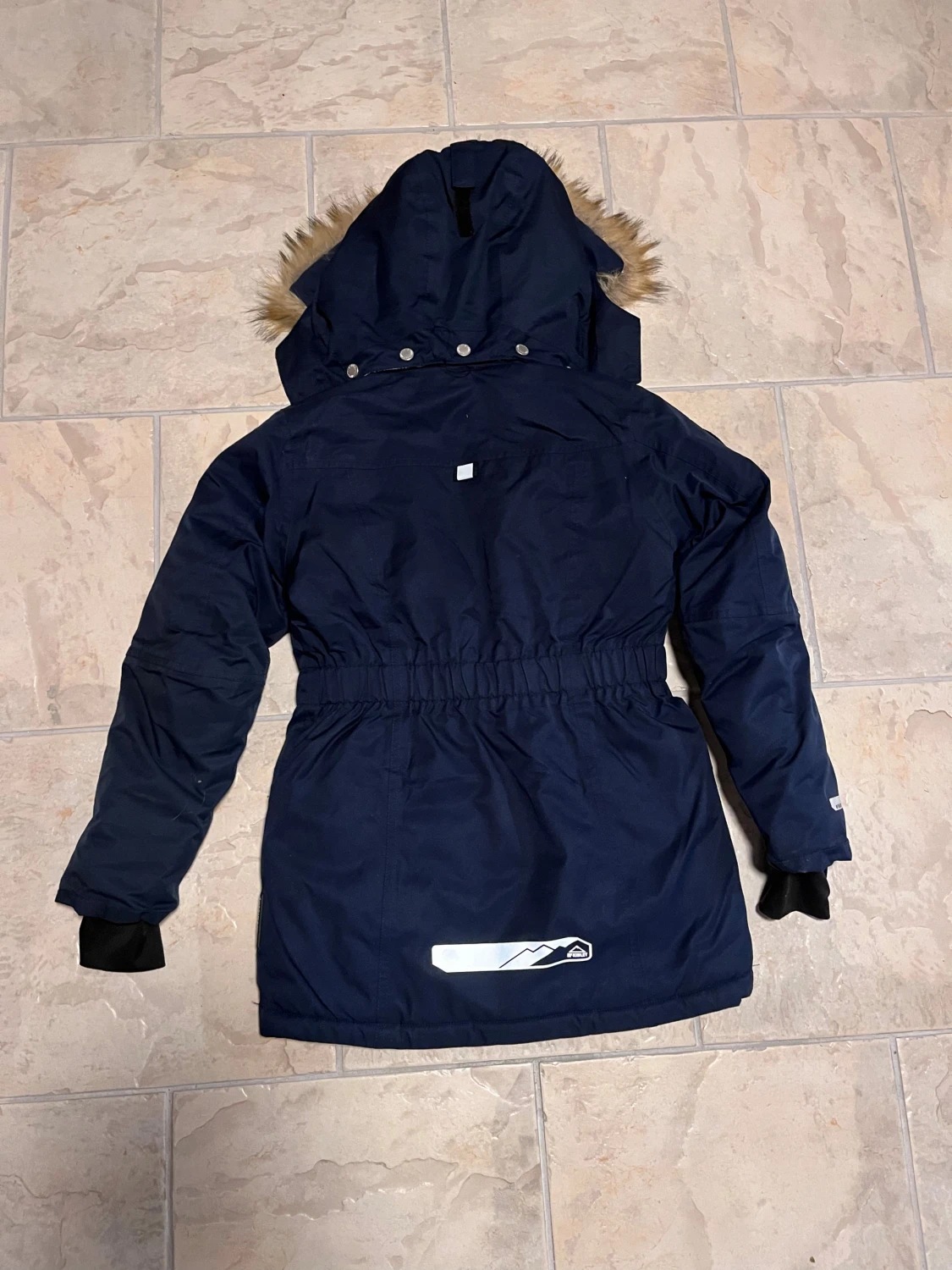 Mörkblå parkas från McKinley med päls - 1