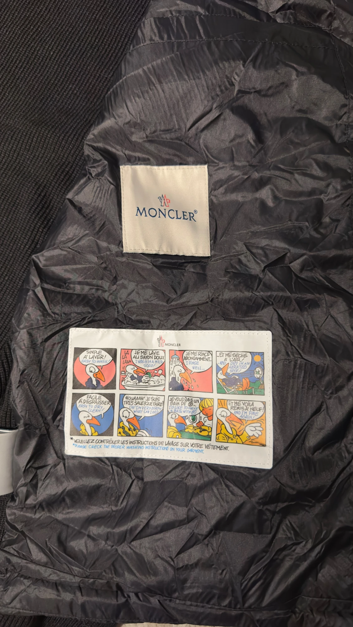 Svart Moncler pufferjacka med stickade ärmar - 3