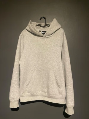 J.Lindeberg Hoddie - Märke: J.Lindeberg | Skick: 8/10 | Storlek: M