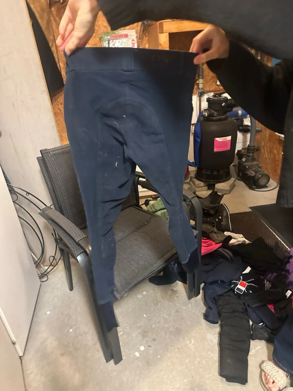 Mörkblå ridbyxor från CRW stl 150 - 1