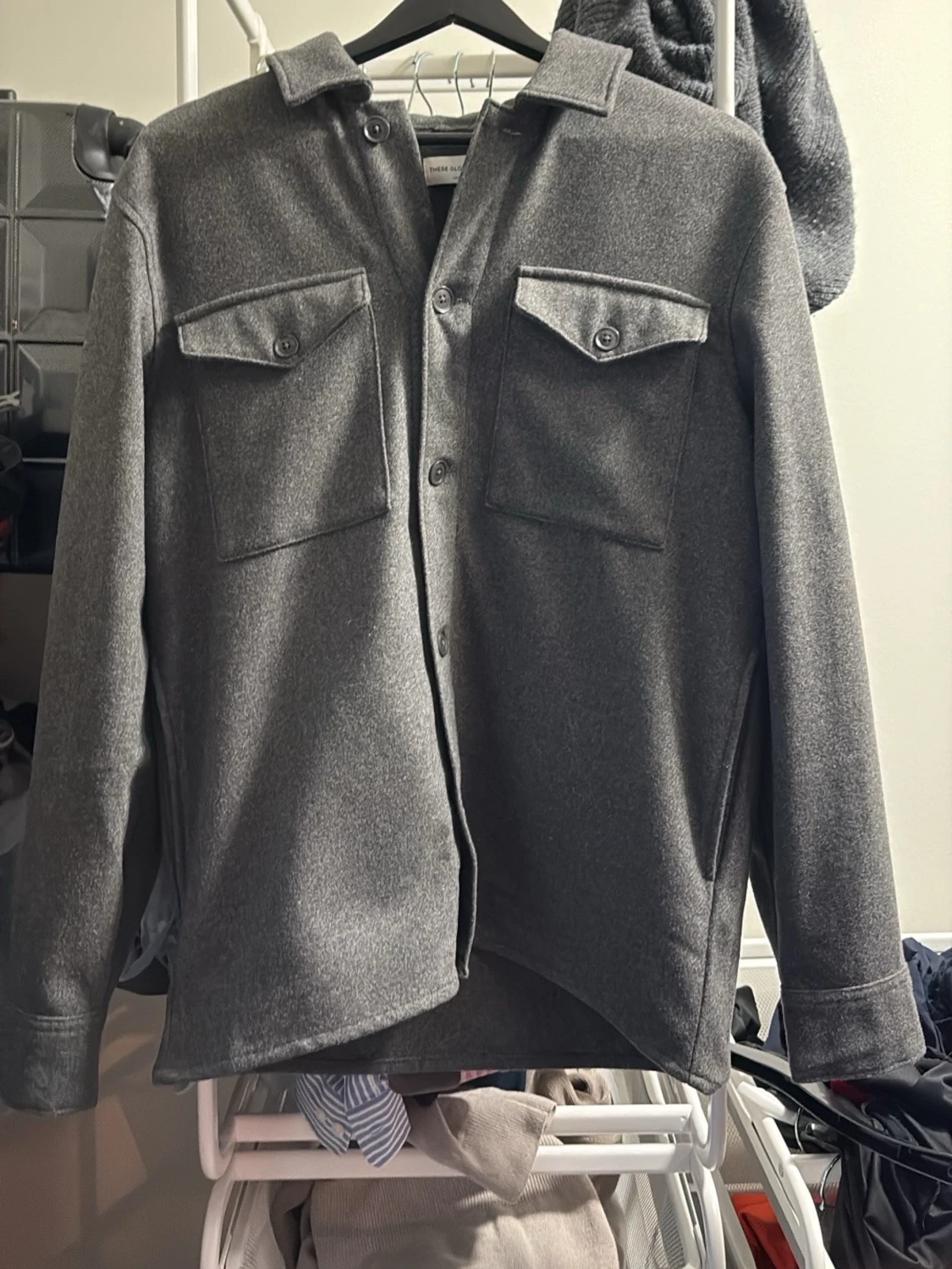 Grå overshirt från These Glory Days