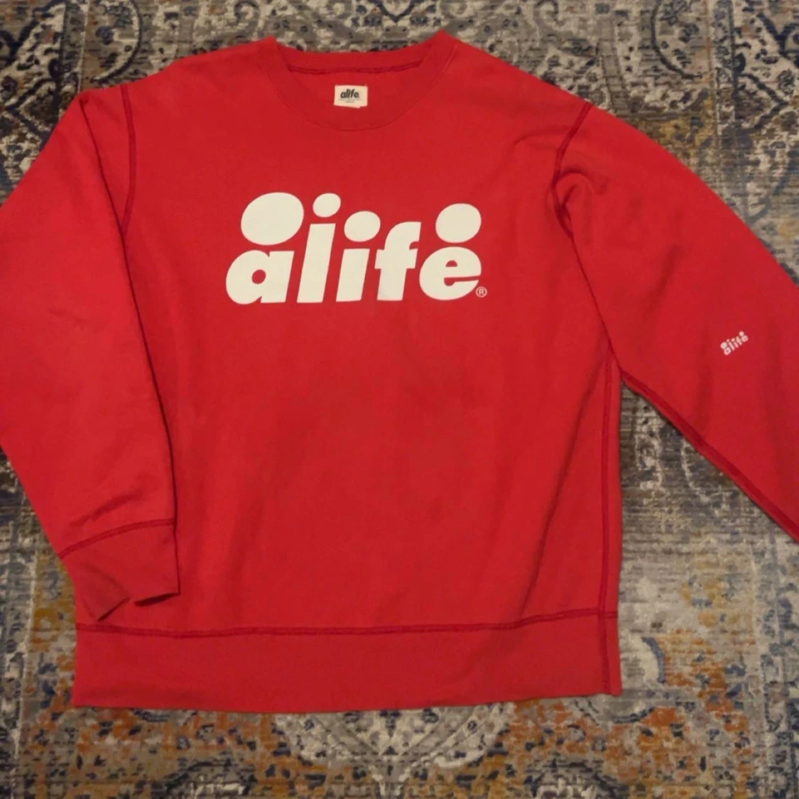 Röd sweatshirt från Alife