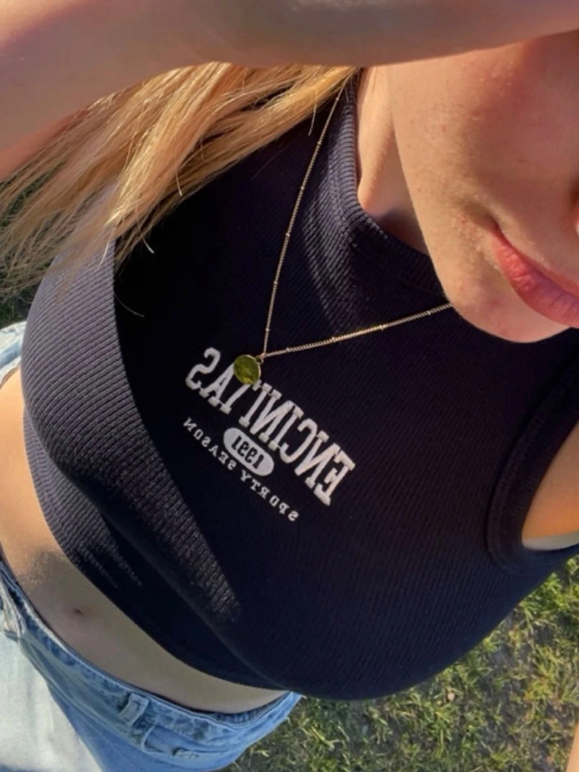 Mörkblå croppad linnetopp