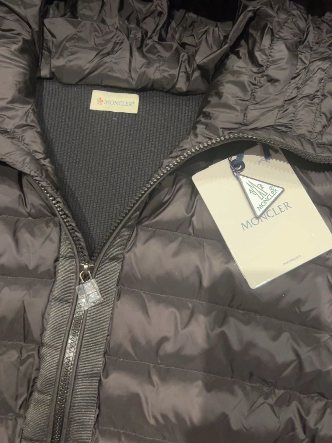 Svart vindjacka från Moncler - 2