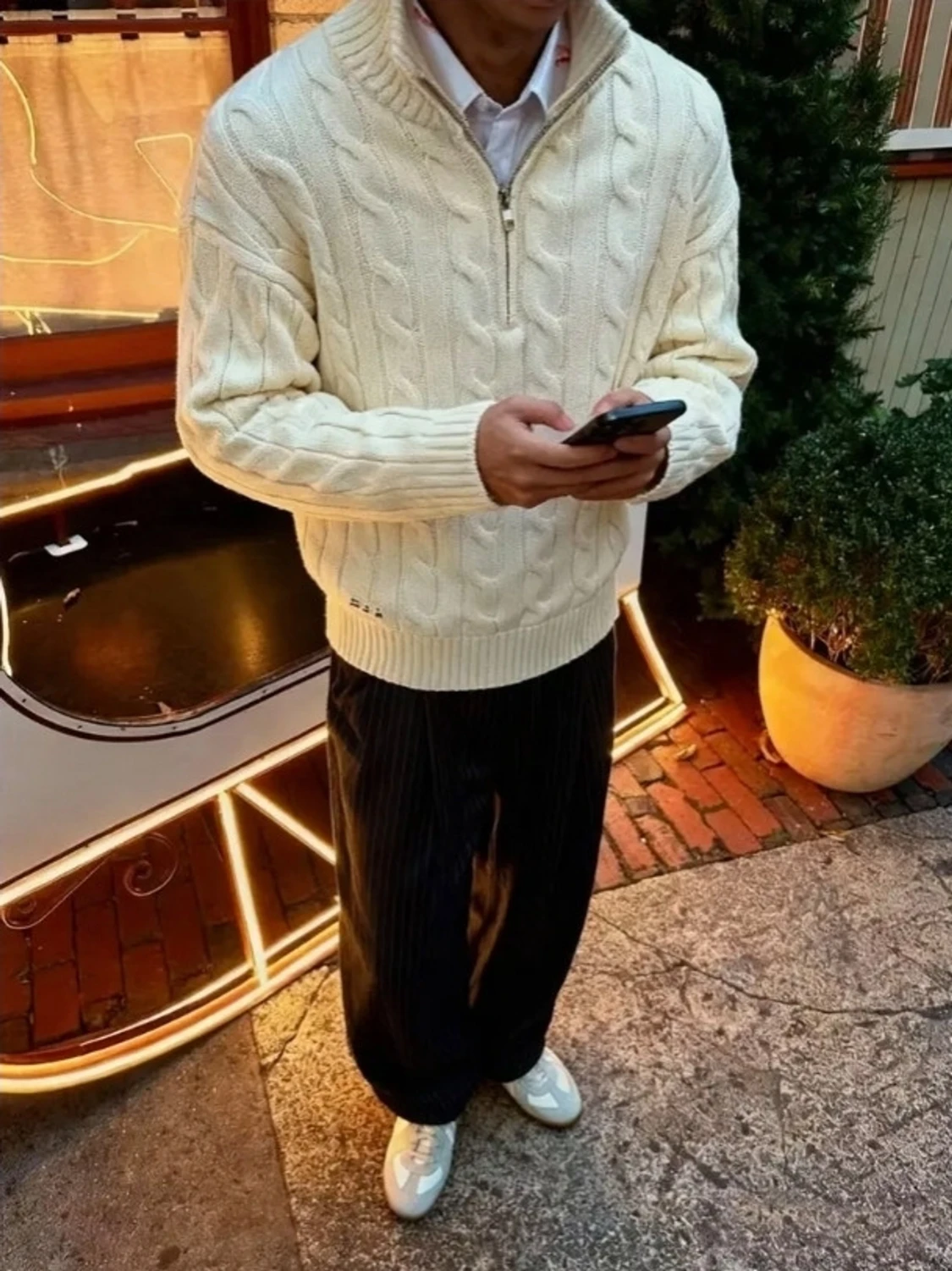 Vit kabelstickad halvzip tröja - 3