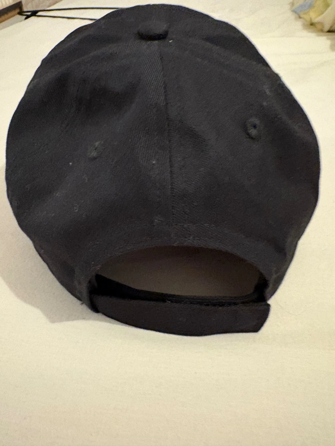 Svart keps från Puma med broderad logga - 2