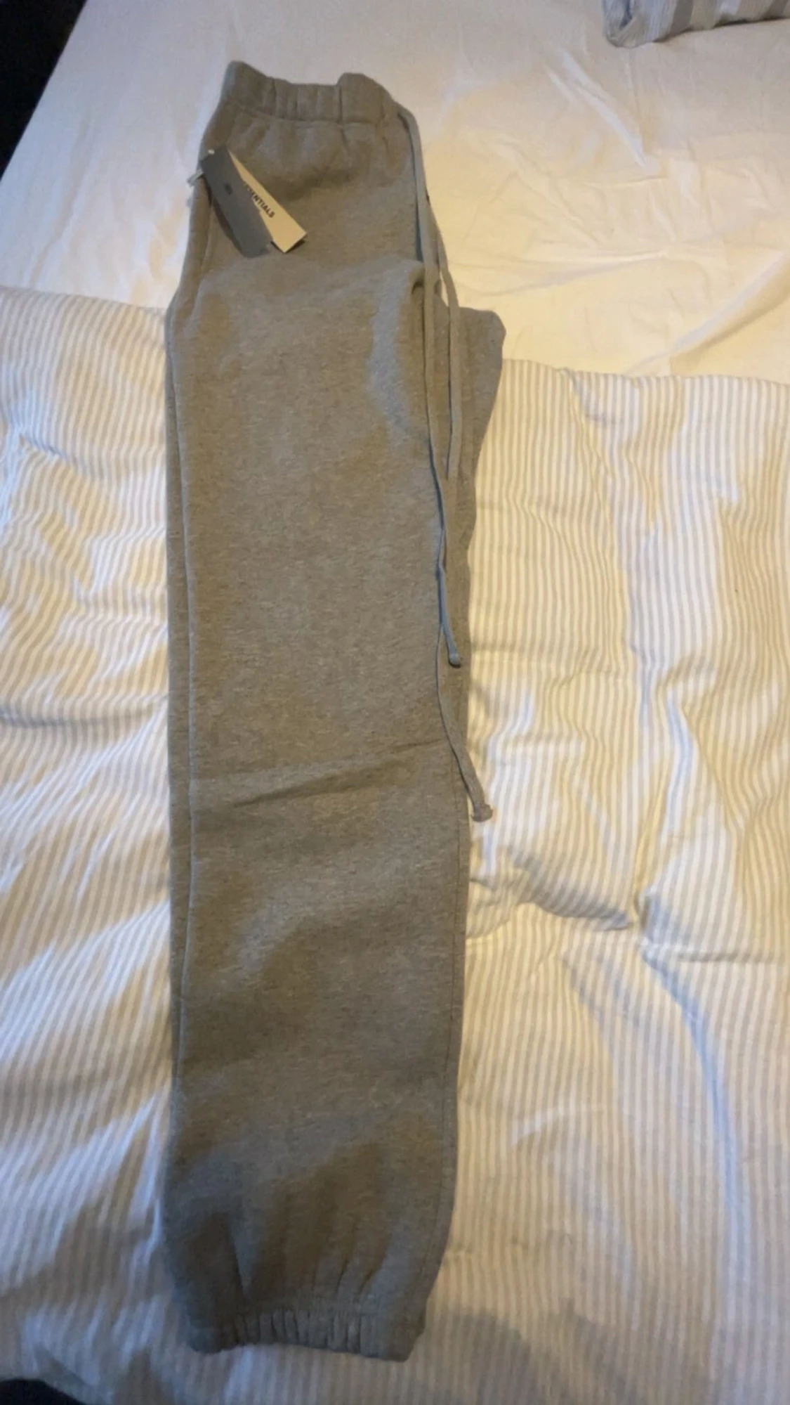 Grå Essentials mjukisbyxor med snörning - 3