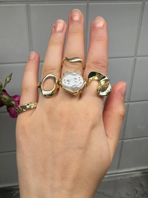 12st jättefina ringar helt nytt - Oanvänt!!