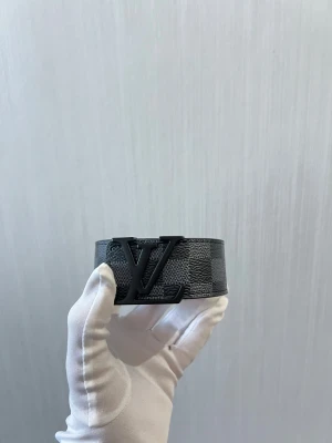 Bälte  - Helt ny svart bälte 