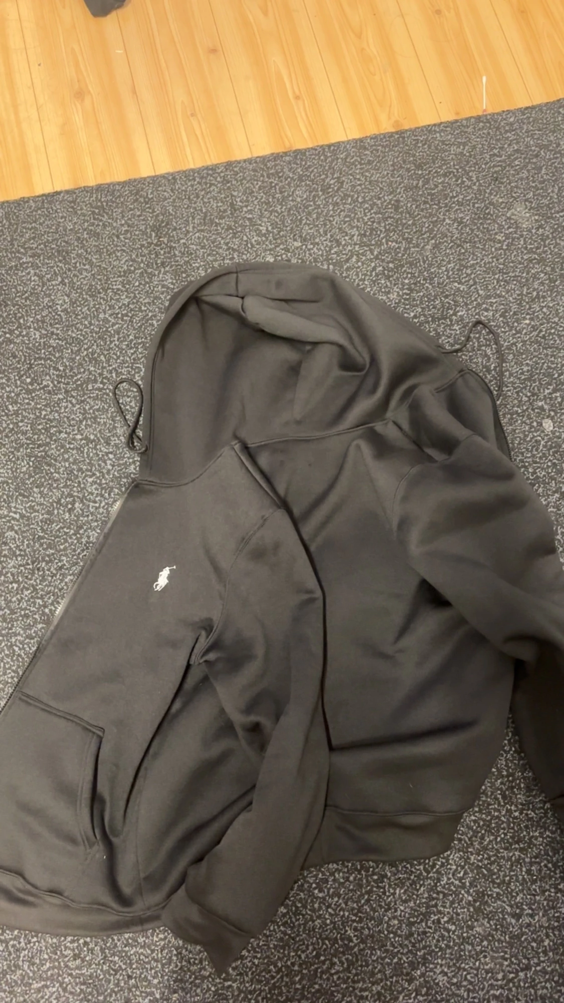 Svart hoodie från Polo Ralph Lauren - 2