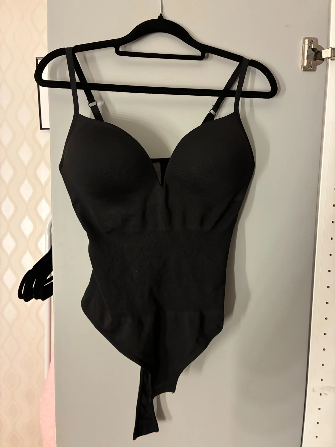 Svart body från H&M - 1