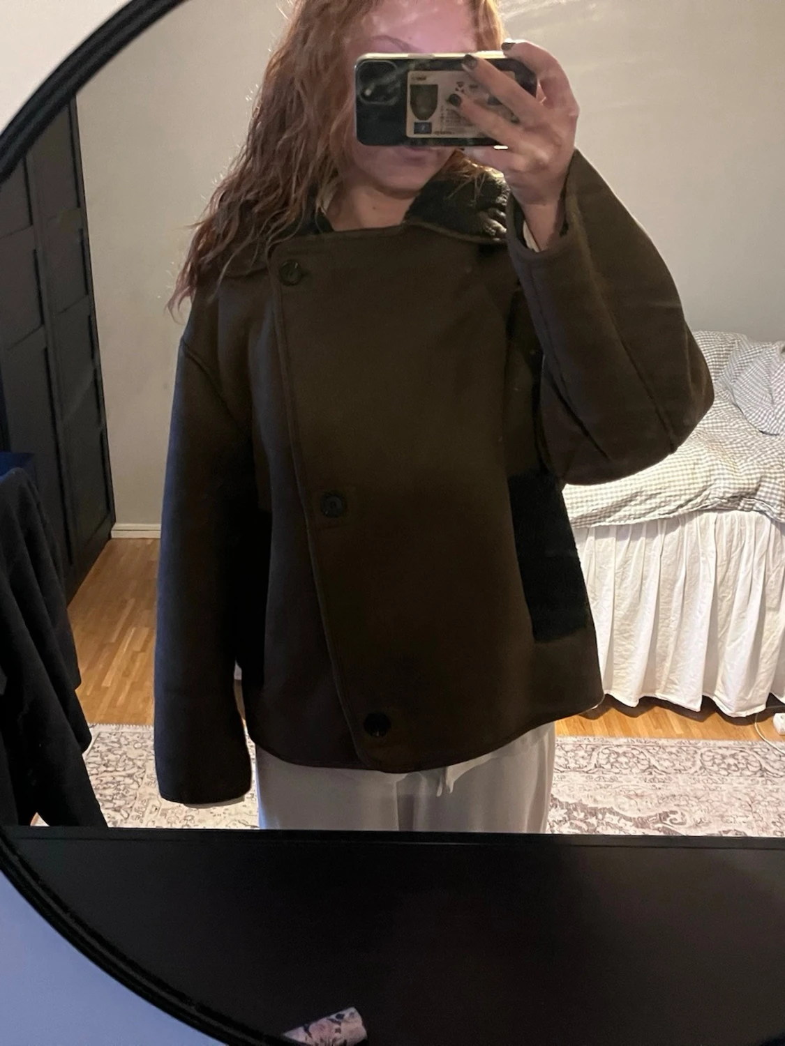 Brun teddyjacka med oversized passform - 4