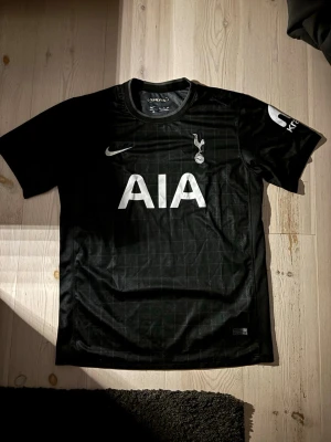 Tottenham tröja - Tottenham tredjedtäll 