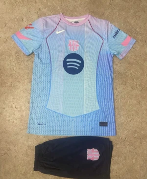 Helt ny lamine yamal dress! - Helt ny lamine yamal dress!