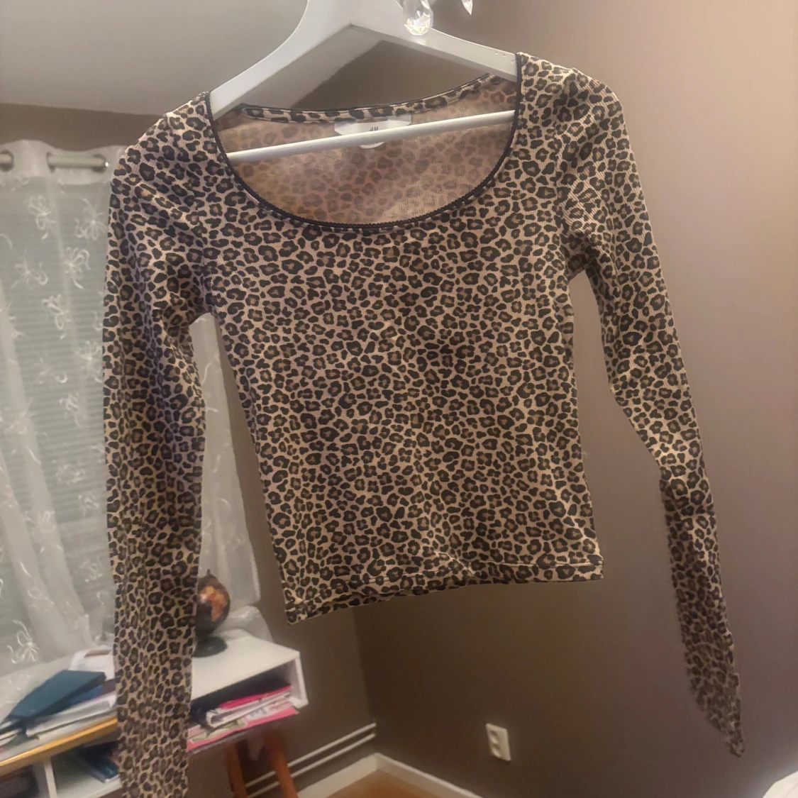 Leopardmönstrad långärmad topp H&M - 3