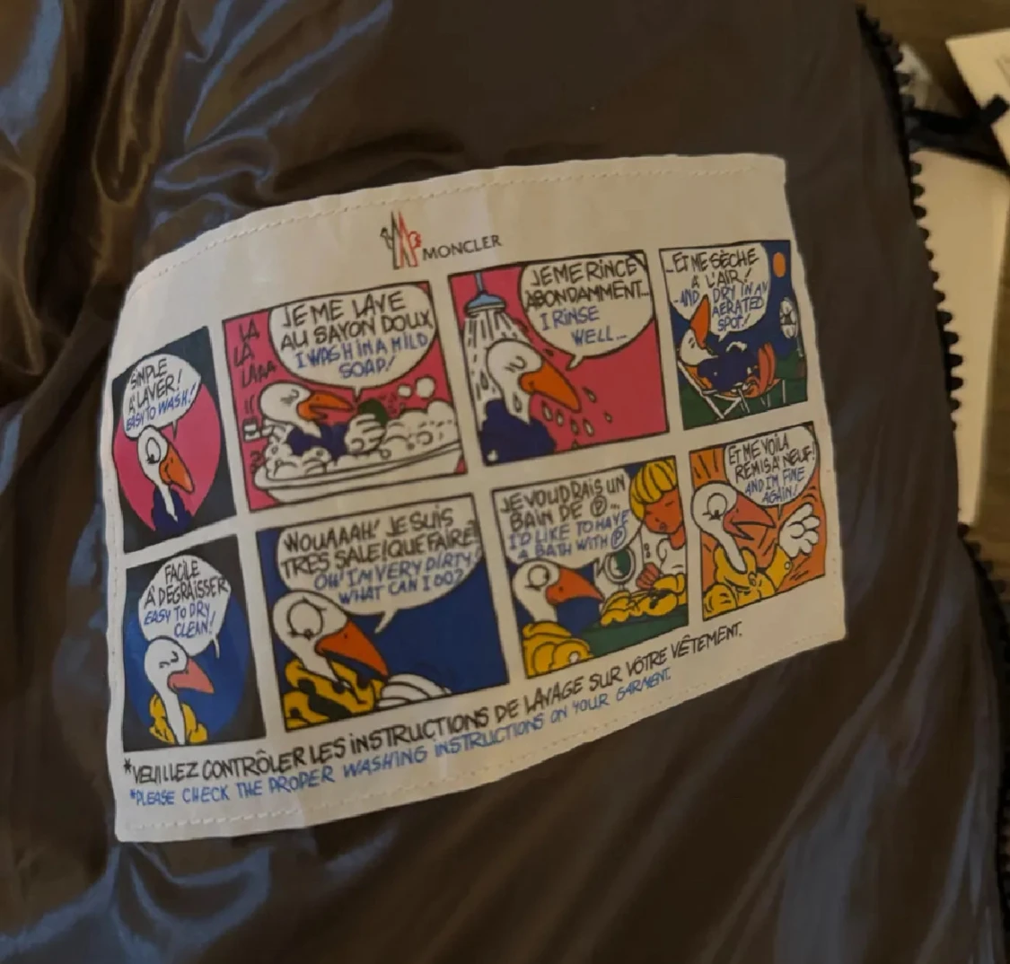 Svart pufferjacka från Moncler - 2