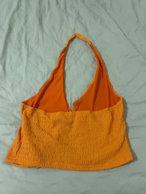 Två delat set , stl L - Ett två delat set i väldigt skönt material . Perfekt till sommaren ! 