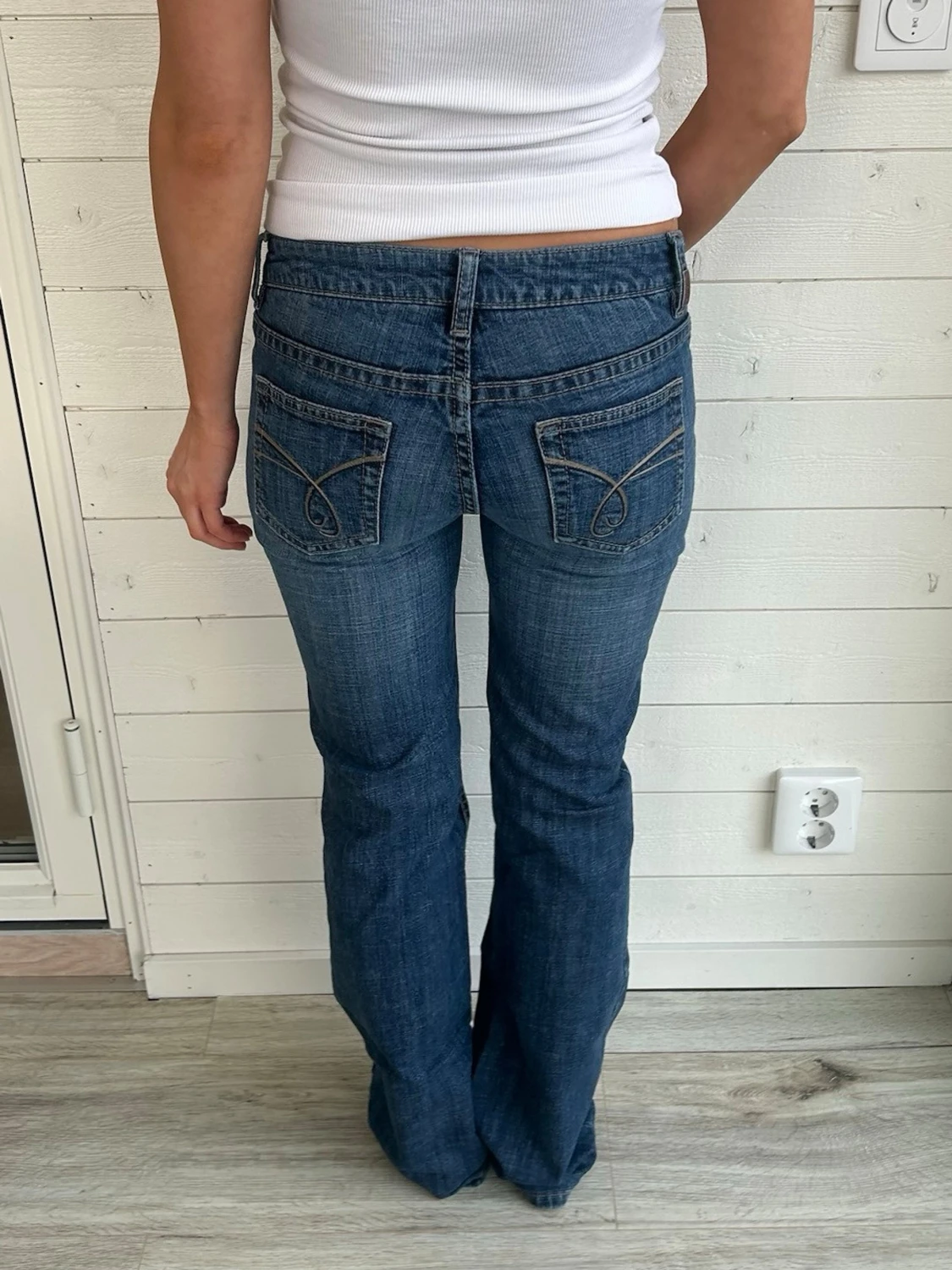 Mörkblå jeans  - 2