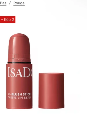 Isadora Blush Stick Soft Brown - Krämig rouge-stick från Isadora i färgen 46 Soft Brown. Multifunktionell för kinder, läppar och ögon. Kommer i en smidig cylinderformad förpackning med twist-up funktion. Vegansk och parfymfri formula, oftalmologiskt testad. Perfekt för att skapa en naturlig, varm ton. har testat den på min hand en gång för att se färgen annars är den inte använd