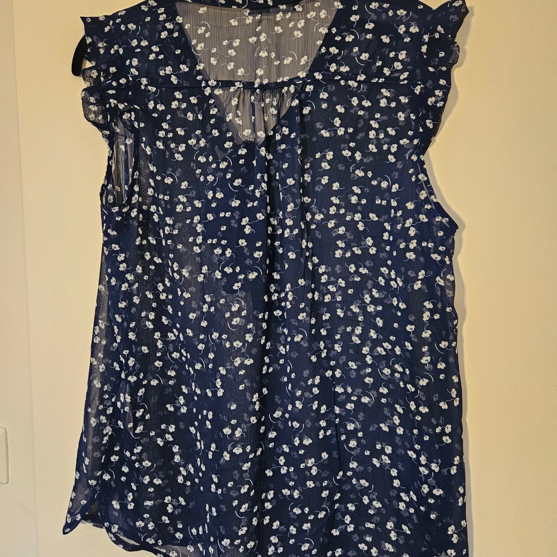Blommig blus - 1