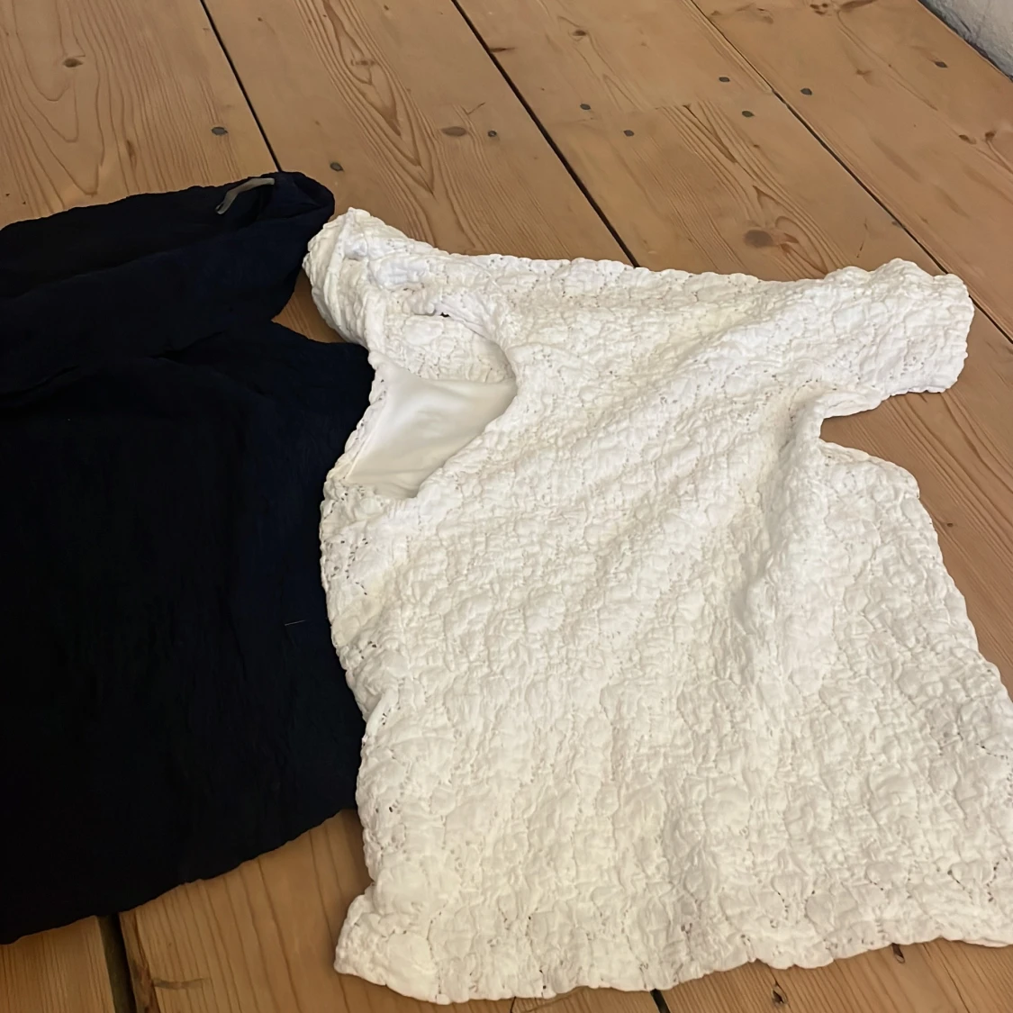 Två strukturerade toppar från Kappahl - 3