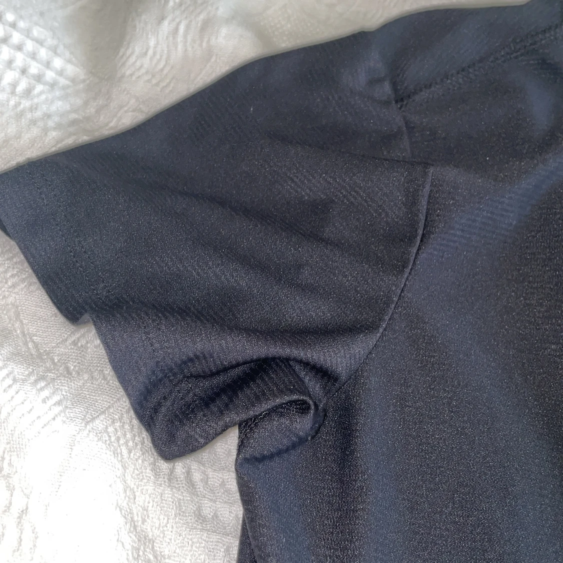 Svart träningst-shirt från Asics XS - 3