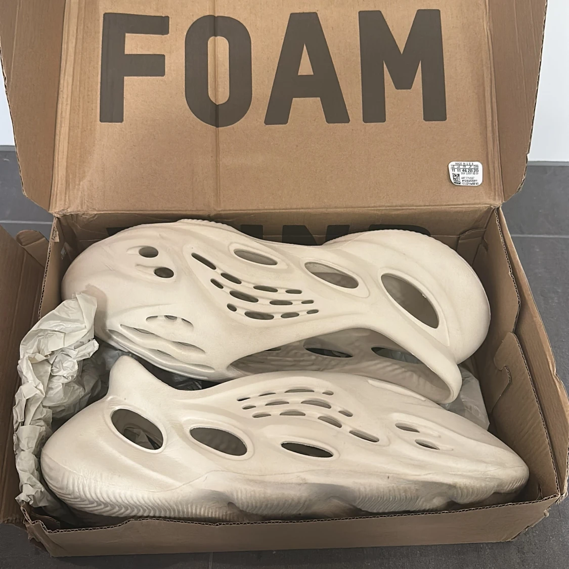 Yeezy foam runner  - 3