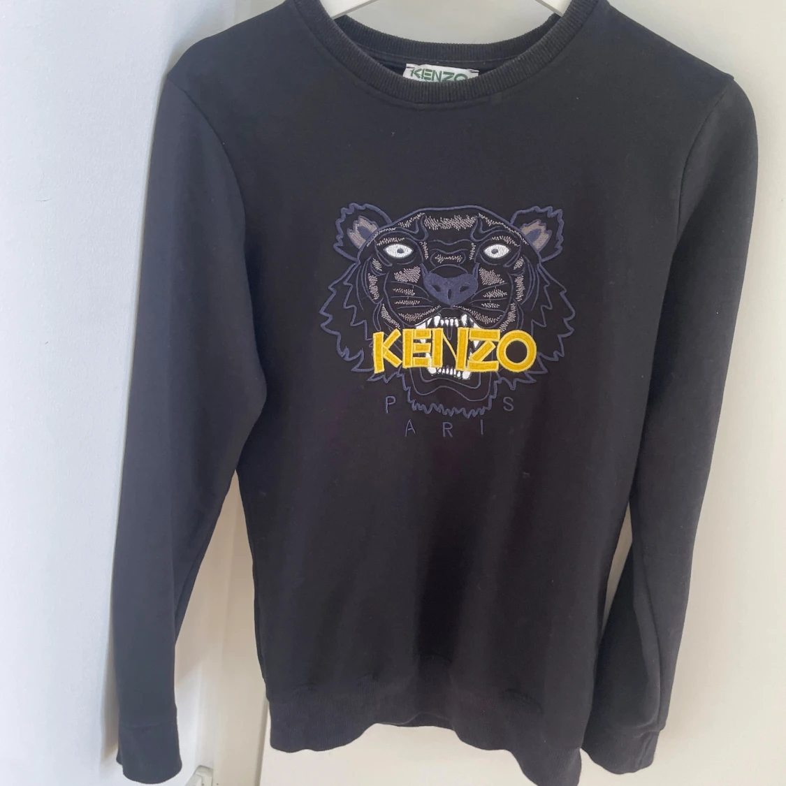 Svart Kenzo sweatshirt med tigertryck