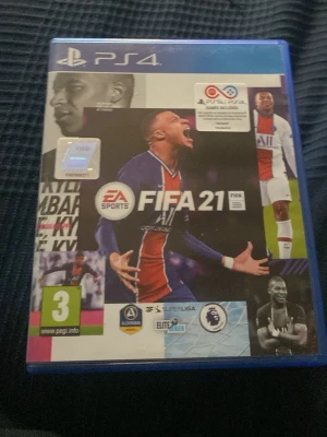 FIFA spel ps4 och ps5  (PS4/PS5) - Säljer 6 spel 100 kr st skriv vilken/vilka ni vill ha ! 