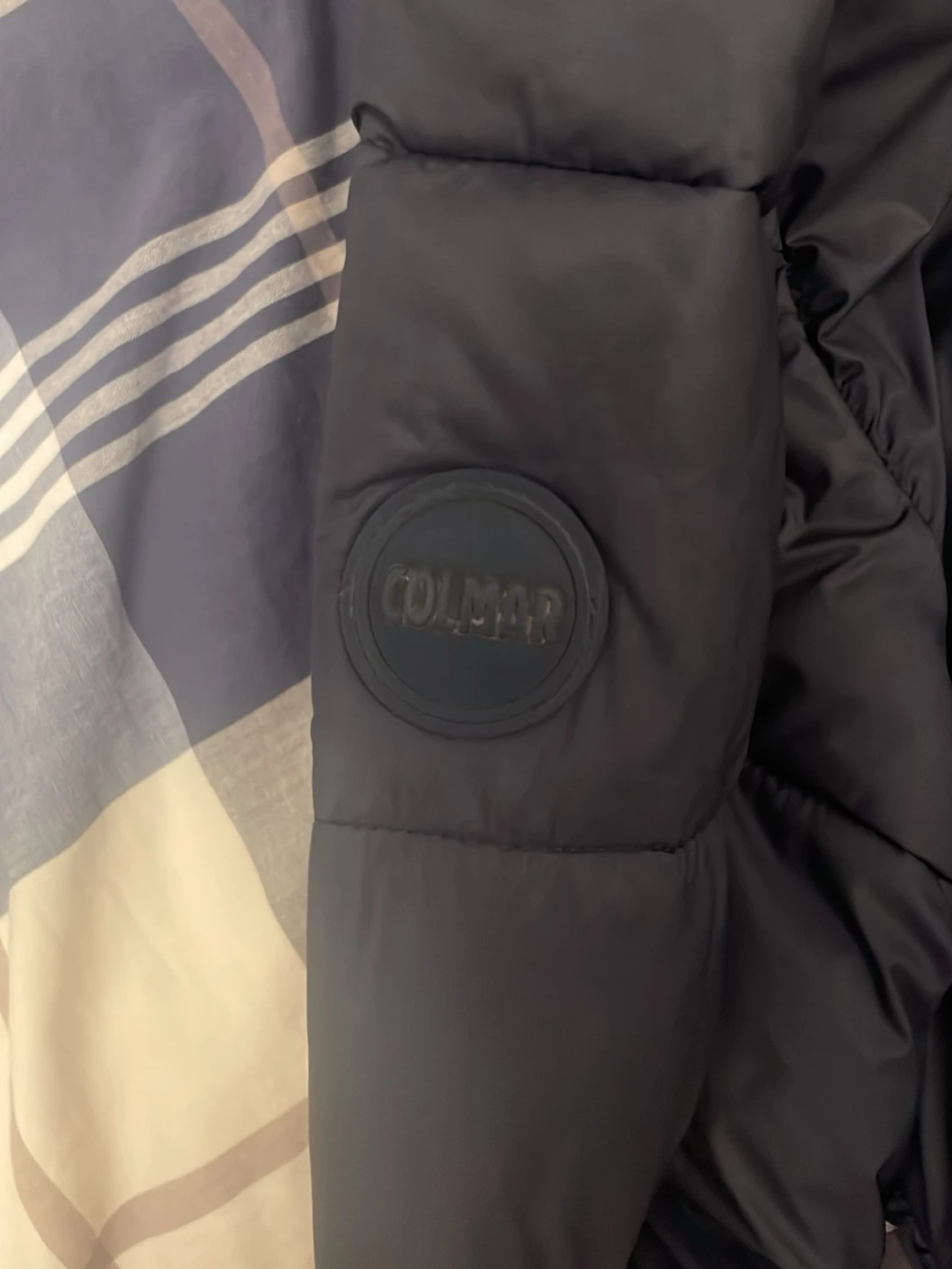Svart pufferjacka från Colmar - 3