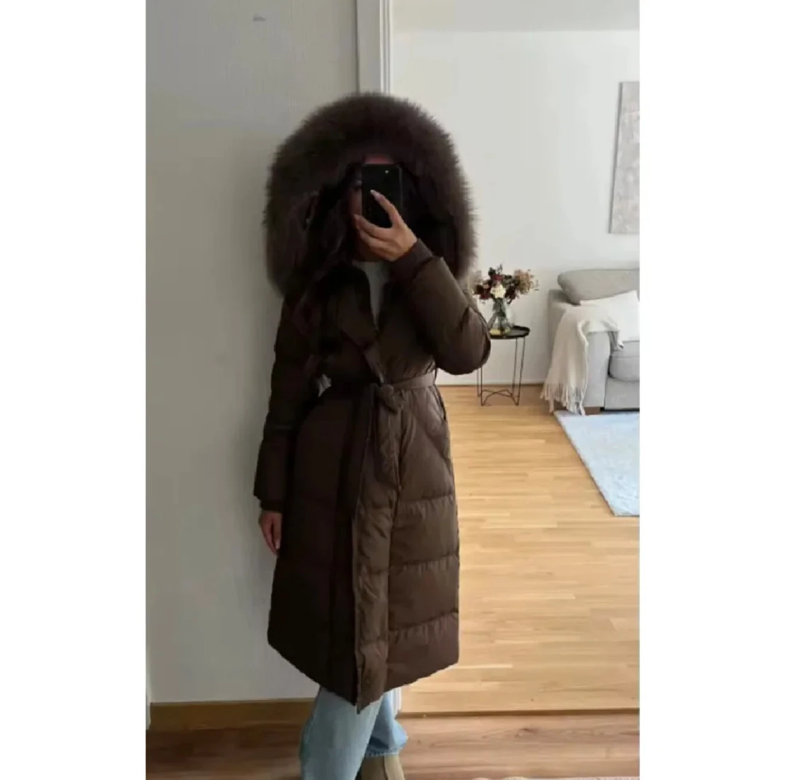 Brun lång jacka med pälsluva - 2