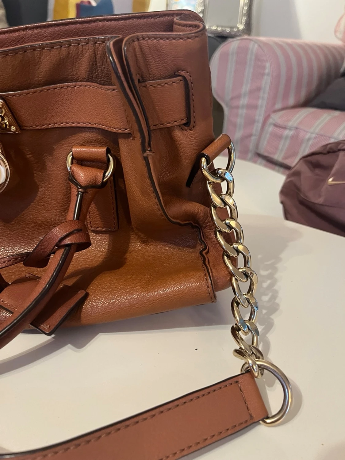 Brun handväska från Michael Kors - 5