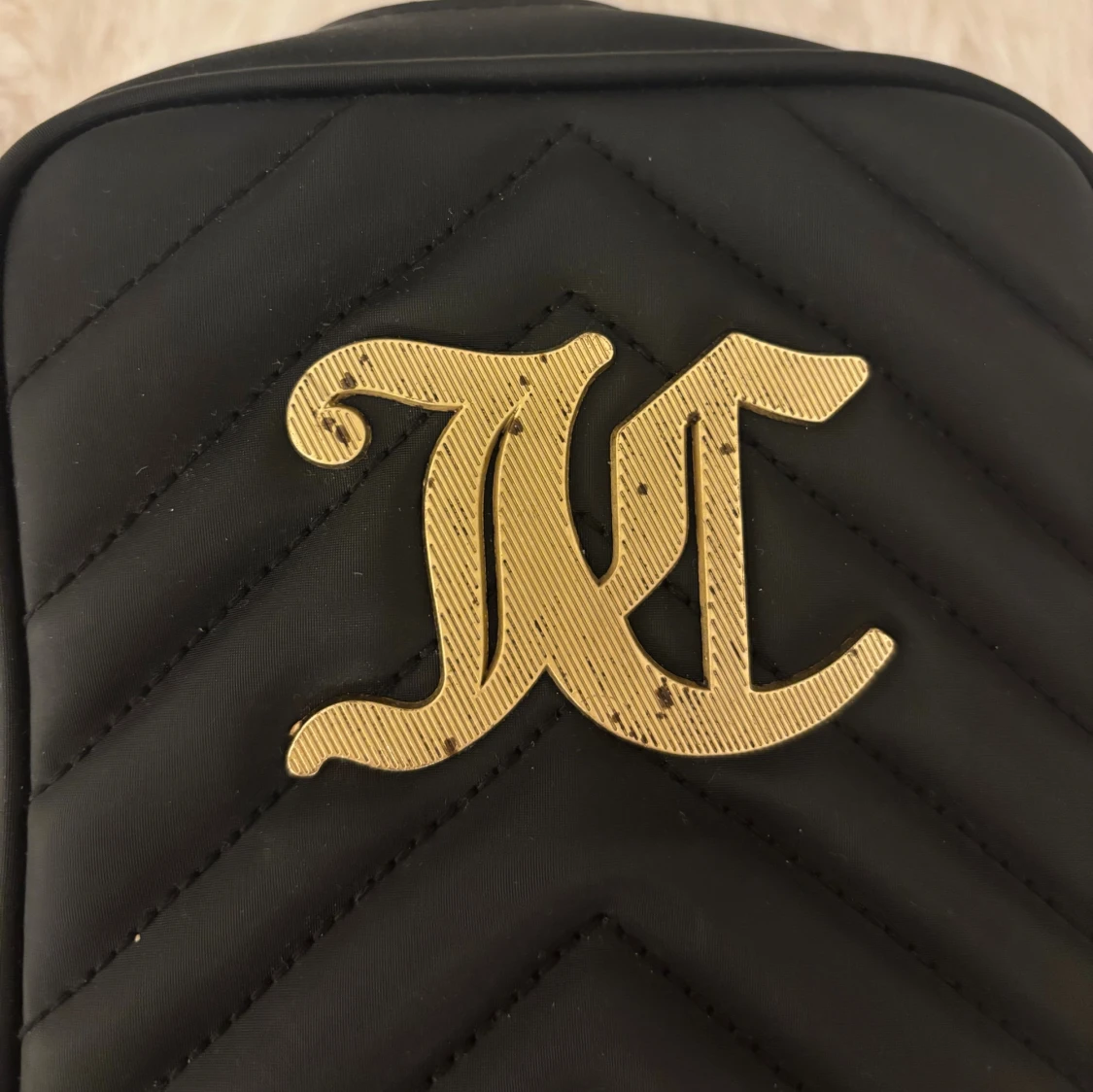 Svart axelväska från Juicy Couture - 4